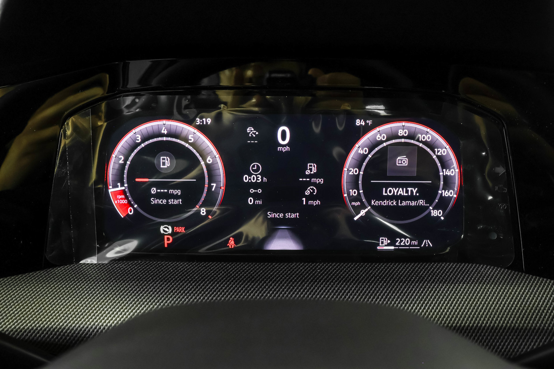 New 2026 Volkswagen GTI SE FWD image 9
