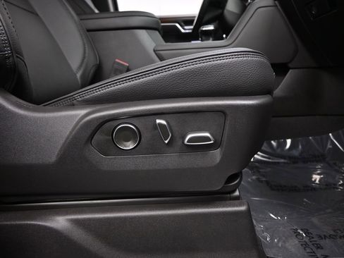 Used 2025 GMC Sierra 1500 Denali image 13