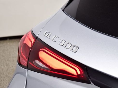 New 2026 Mercedes-Benz GLC 300 image 13
