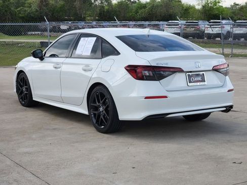 Used 2025 Honda Civic Sport image 5