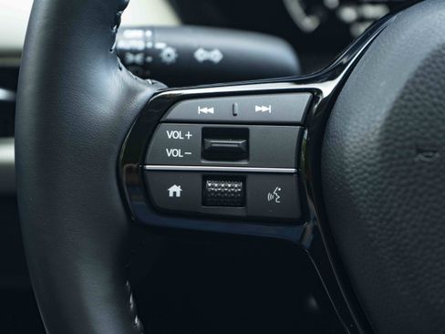 Used 2027 Honda HR-V EX-L image 20