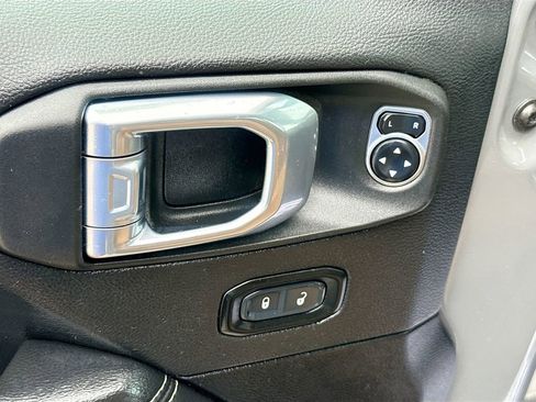 Used 2021 Jeep Wrangler Unlimited Rubicon 4xe w/ Cold Weather Group image 19