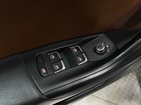 Used 2018 Audi Q3 2.0T Premium w/ Convenience Package image 16