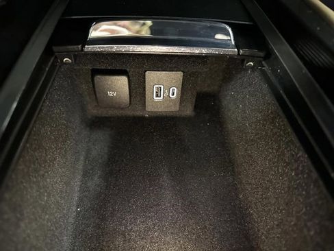 Used 2022 Lincoln Corsair Reserve w/ Elements Package image 26