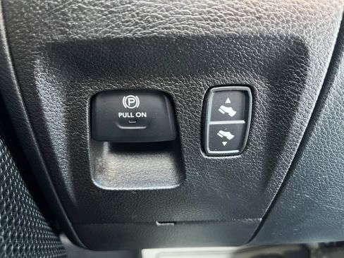 Used 2021 RAM 1500 Big Horn AWD/4WD image 21