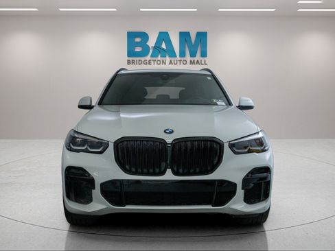Used 2023 BMW X5 xDrive40i w/ M Sport Package AWD/4WD image 2