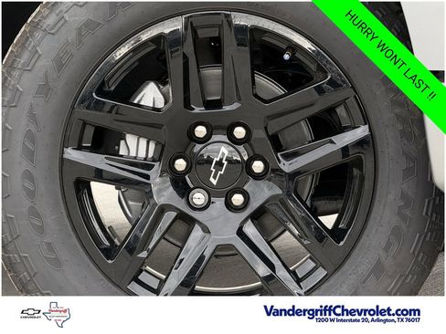 New 2026 Chevrolet Silverado 1500 RST w/ RST Select Package AWD/4WD image 9