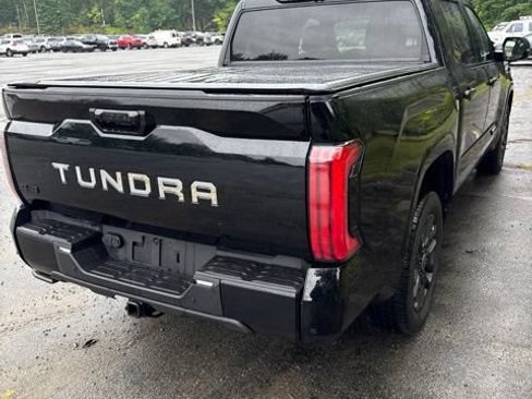 Used 2024 Toyota Tundra Platinum AWD/4WD image 7