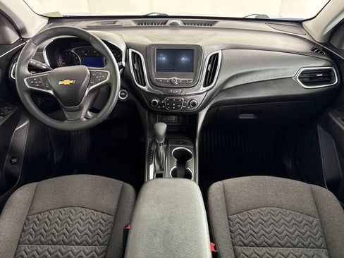 Used 2024 Chevrolet Equinox LT FWD image 17
