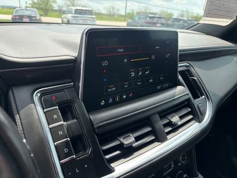 Used 2021 Chevrolet Tahoe LT RWD image 18
