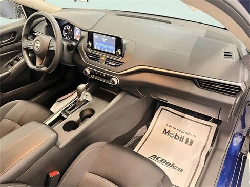 Used 2024 Nissan Altima 2.5 S image 6
