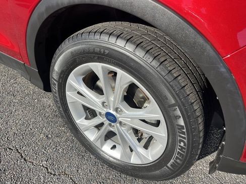 Used 2019 Ford Escape SE image 20