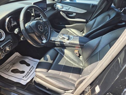 Used 2018 Mercedes-Benz C 300 Sedan image 7