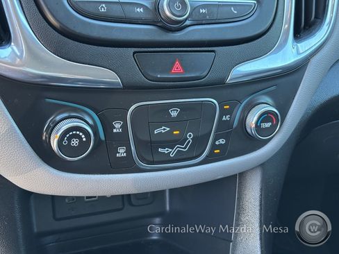 Used 2019 Chevrolet Equinox LS image 24