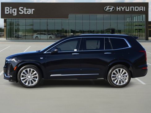 Used 2024 Cadillac XT6 Premium Luxury w/ Technology Package image 2