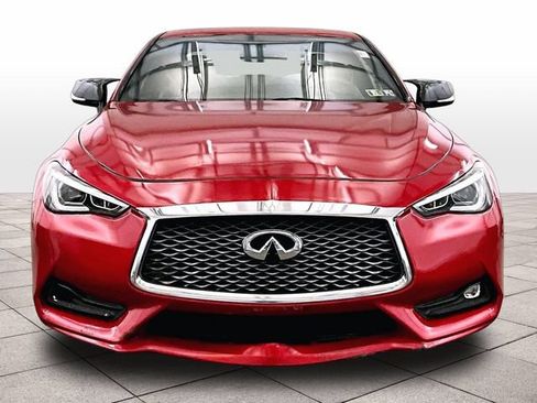 Used 2018 INFINITI Q60 Red Sport 400 w/ Sensory Package 3.0T Sport AWD/4WD image 3