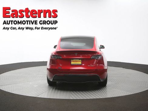 Used 2022 Tesla Model Y Performance AWD/4WD image 32