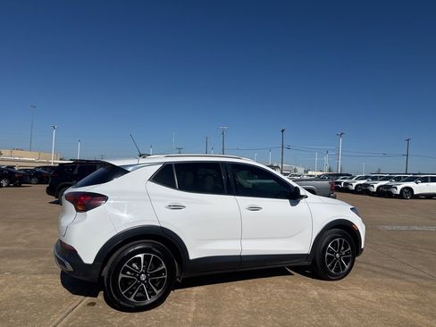 Used 2022 Buick Encore GX Essence w/ Advanced Technology Package image 23