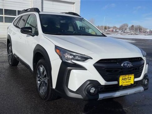 Used 2023 Subaru Outback Limited XT image 4