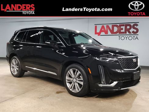 Used 2024 Cadillac XT6 Premium Luxury image 1