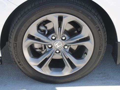 Used 2024 Honda Accord EX image 9