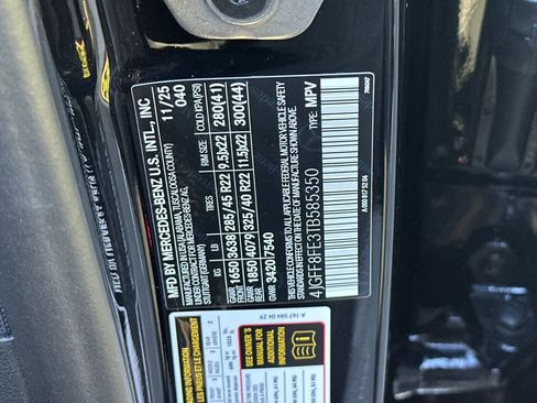 New 2026 Mercedes-Benz GLS 580 4MATIC image 28