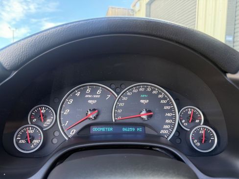 Used 2013 Chevrolet Corvette Coupe w/ 2LT Preferred Equipment Group RWD image 21