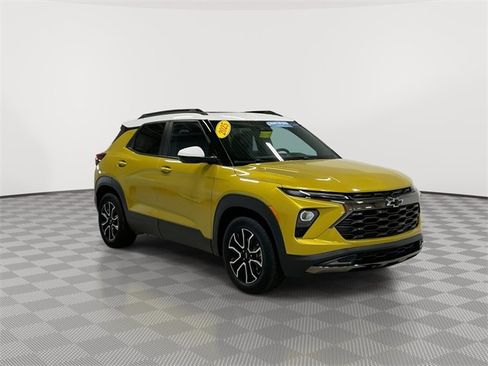 Certified 2025 Chevrolet TrailBlazer ACTIV w/ Convenience Package image 13