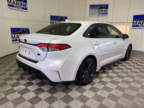 Used 2025 Toyota Corolla SE image 13