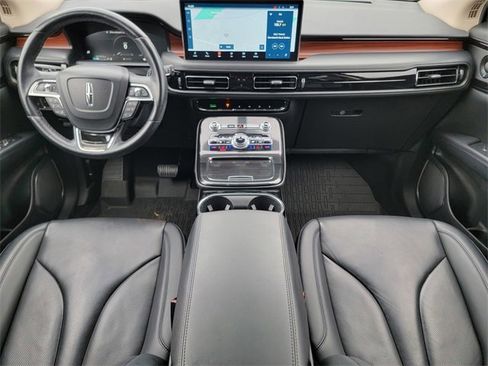 Certified 2022 Lincoln Nautilus Reserve w/ Equipment Group 201A image 26