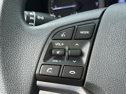 Used 2019 Hyundai Tucson SE image 17