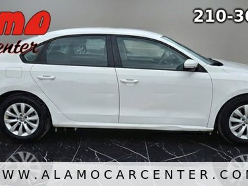 Used 2012 Volkswagen Passat 2.5 S image 5