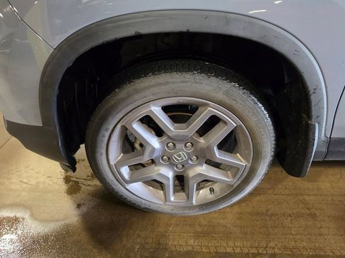 Used 2022 Honda Passport EX-L image 3