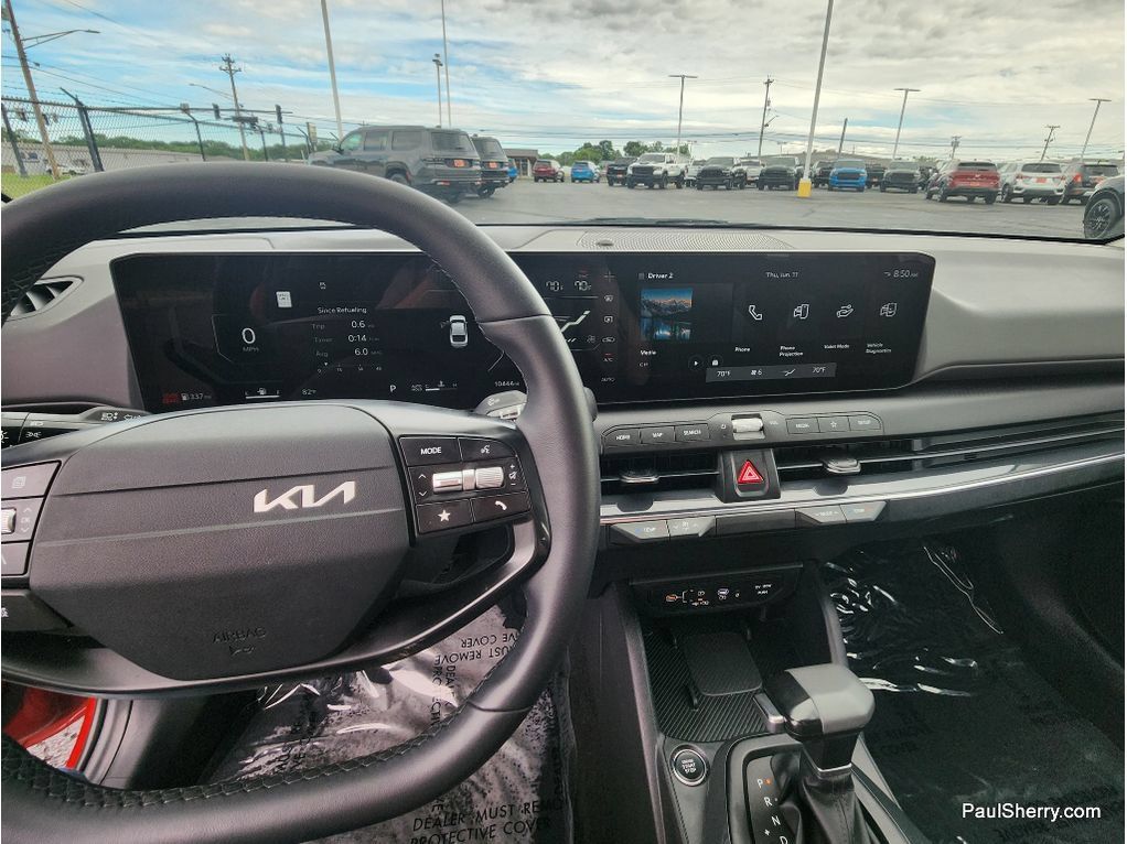 Used 2025 Kia K4 EX FWD image 32