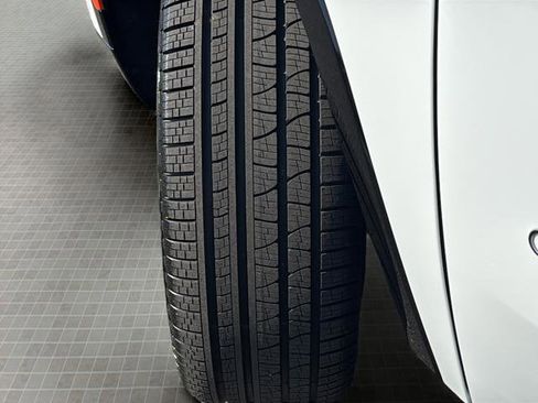 New 2026 Jeep Grand Wagoneer Summit image 11