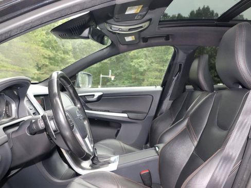 Used 2015 Volvo XC60 T6 Platinum AWD/4WD image 11
