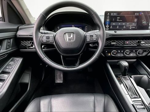 Used 2024 Honda Accord EX-L image 9