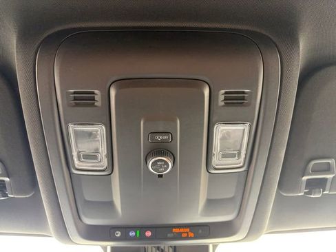 Certified 2025 Chevrolet Tahoe LT image 12