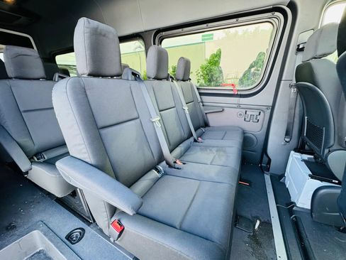 Used 2025 Mercedes-Benz Sprinter 2500 image 11