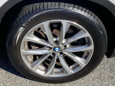 Used 2018 BMW X3 xDrive30i w/ Driving Assistance Package AWD/4WD image 14