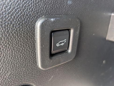 Used 2017 Ford Expedition EL Limited image 17