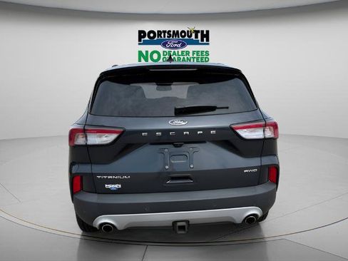 Certified 2022 Ford Escape Titanium w/ Class II Trailer Tow Package AWD/4WD image 29