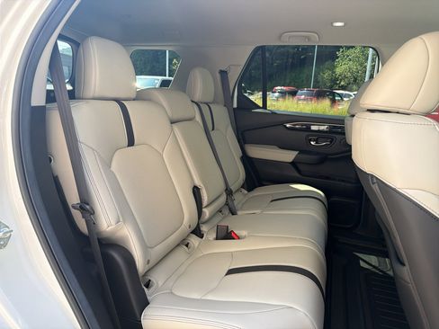 Used 2026 Honda Passport RTL image 18