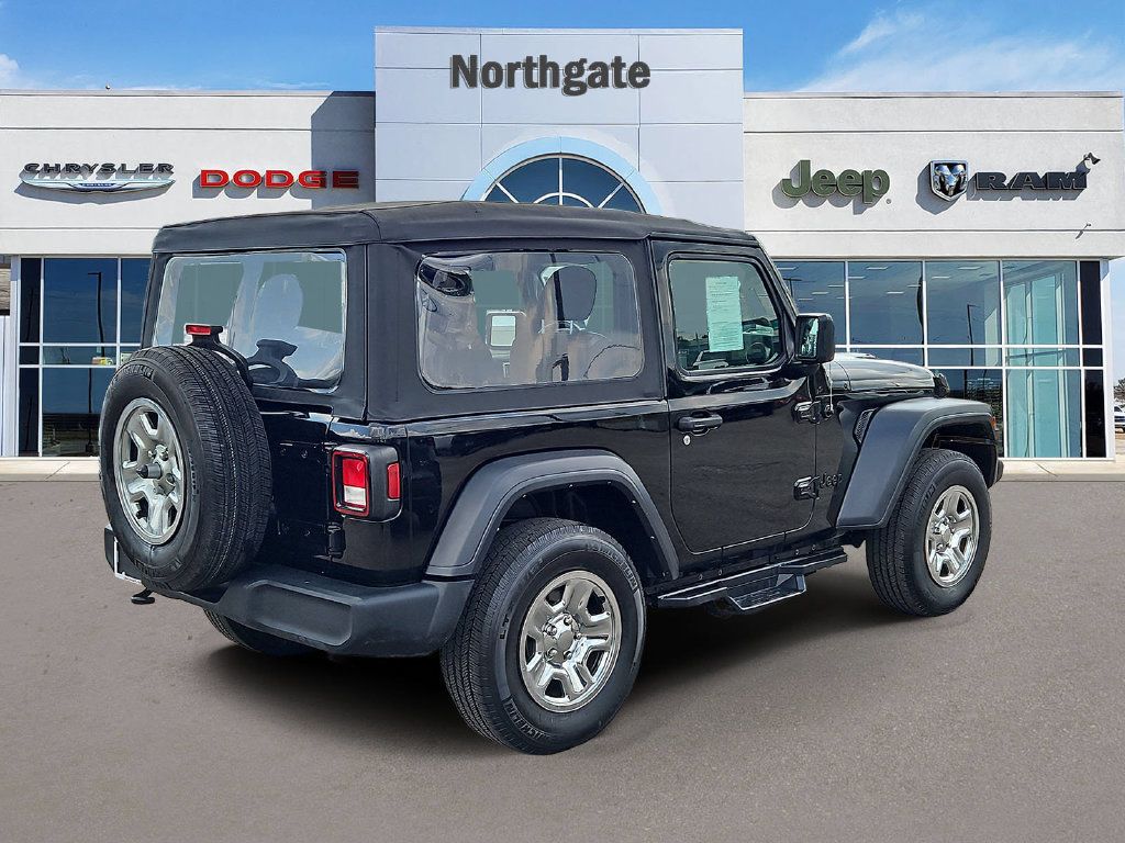 Used 2023 Jeep Wrangler Sport AWD/4WD image 4