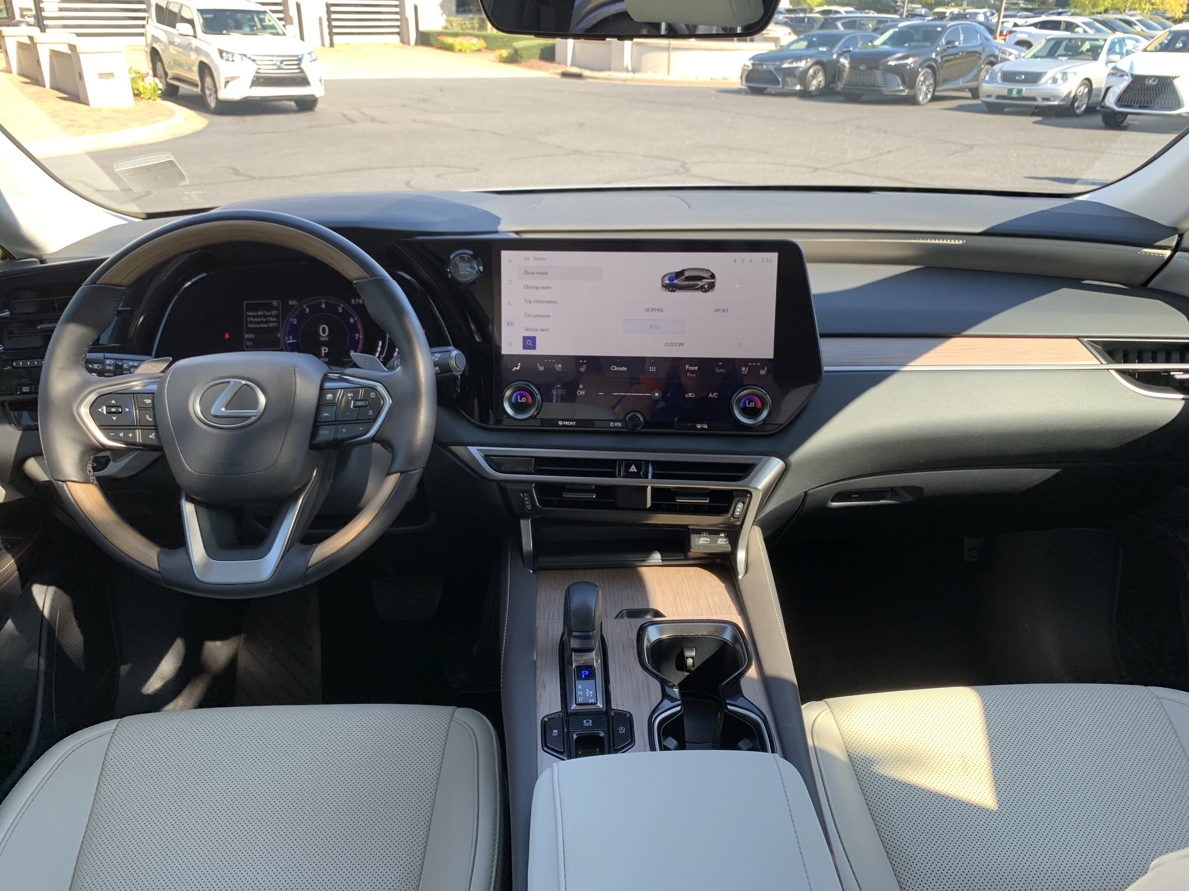 Certified 2024 Lexus RX 350 Premium w/ Accessory Package (Z1) FWD image 30