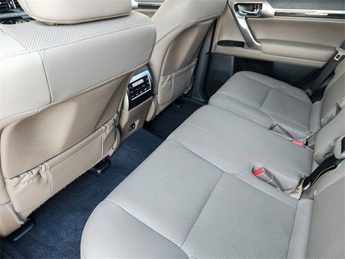 Used 2023 Lexus GX 460 Premium image 21