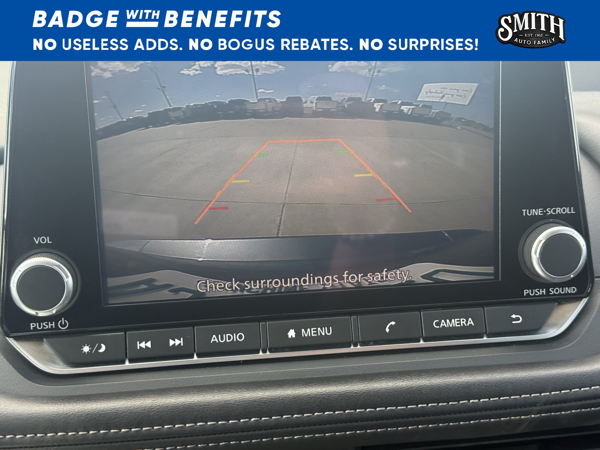 Used 2025 Nissan Rogue SV FWD image 15