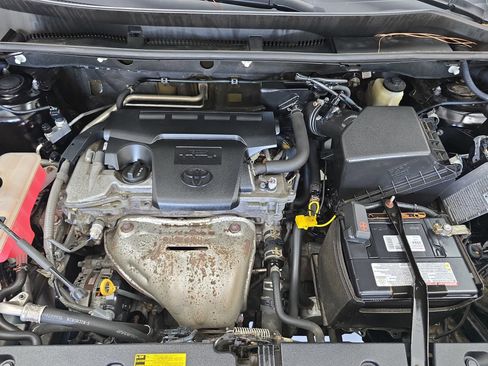Used 2015 Toyota RAV4 XLE AWD/4WD image 29