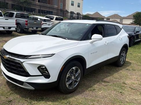 Used 2023 Chevrolet Blazer LT w/ Convenience Package AWD/4WD image 9