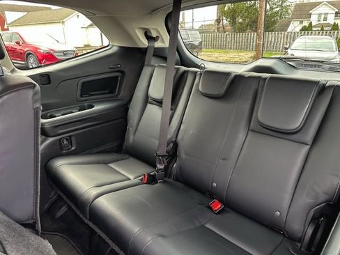 Used 2019 Subaru Ascent Limited w/ Popular Package #3 image 19